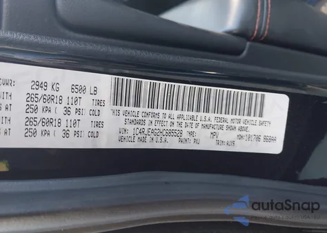 2017 Jeep Grand Cherokee 75Th Anniversary Edition 4X2 from USA, damaged, VIN 1C4RJEAG2HC685528